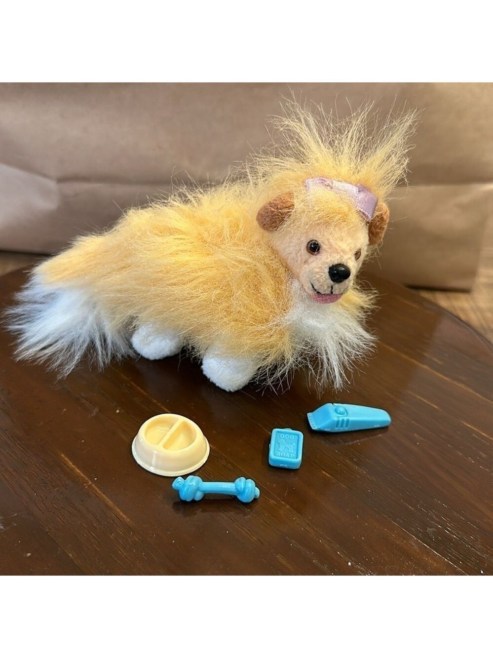 Barbie’s Vintage by Mattel Fluffy Mandie the Collie Puppy with 4 accessories